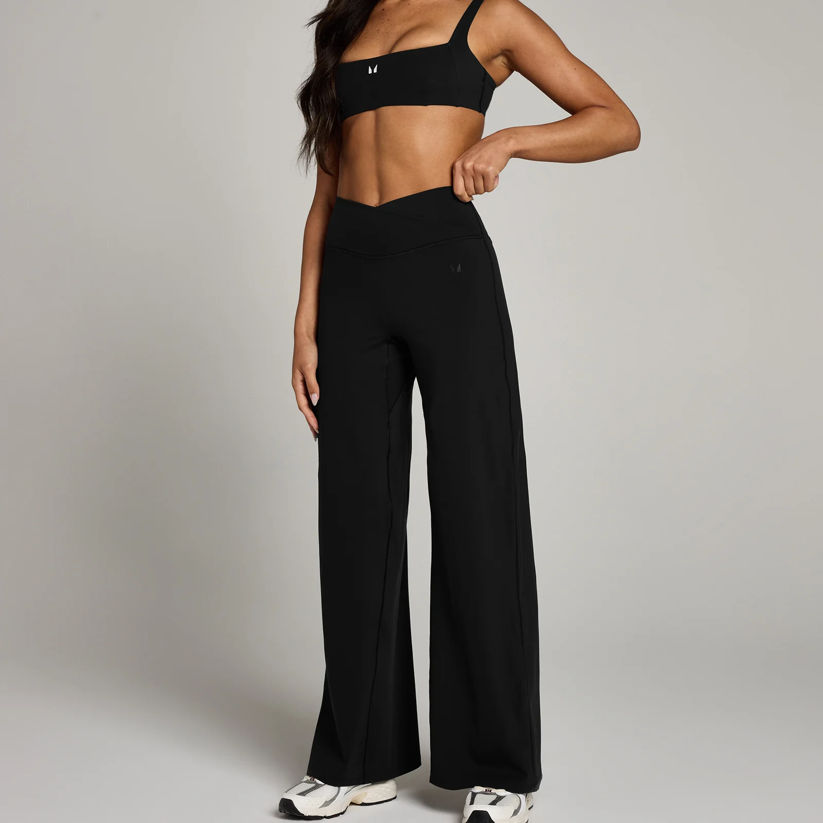 Γυναικείο Φαρδύ Κολάν MP Studio Cross Over - Μαύρο - L Εικόνα 1